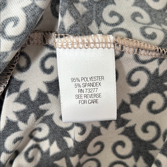 Dana Buchman Black and Cream Geometric Sleeveless Blouse, Size XL - Picture 7 of 7